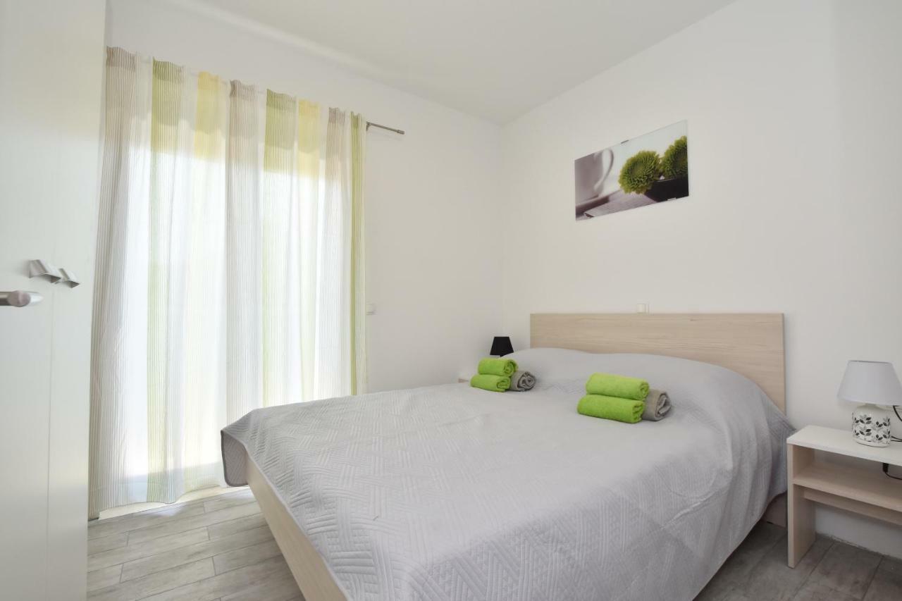 Apartmani Iva&Ante Дуги-Рат Экстерьер фото